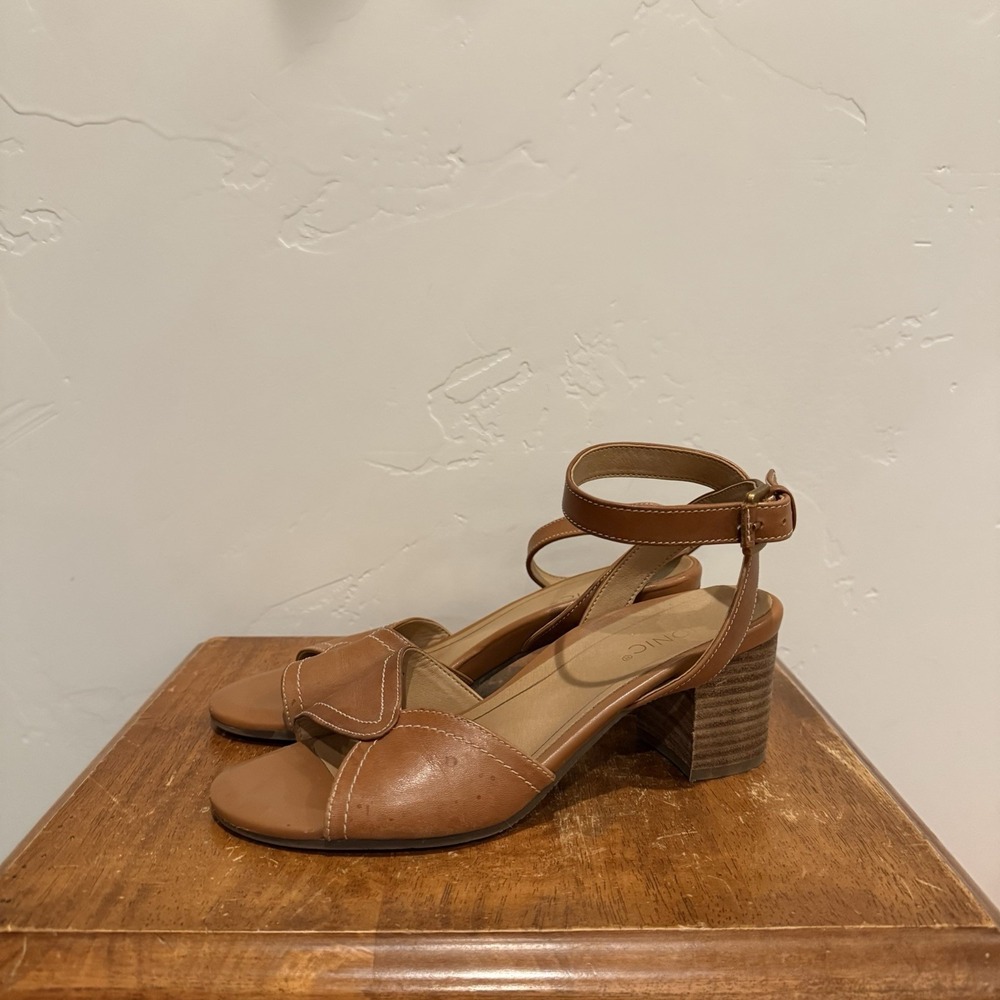 Vionic Womens Isadora Tan Leather Orthopedic open toe Chunky Heels Pump Size 6.5